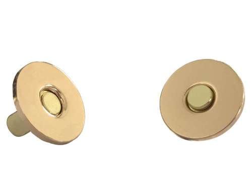Square Magnetic Snap vs. Round: Leather Goods Design