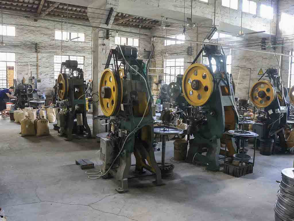 richarms magnetic snaps factory production line