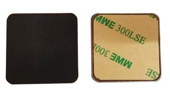 Black square adhesive magnetic metal plates with PC matte and rubber soft-touch surfaces in multiple sizes, suitable for mounting.